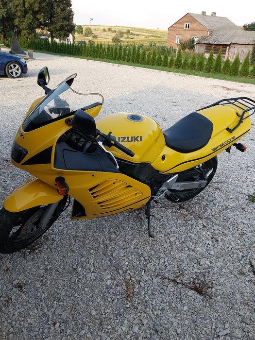 Suzuki RF 600 RR