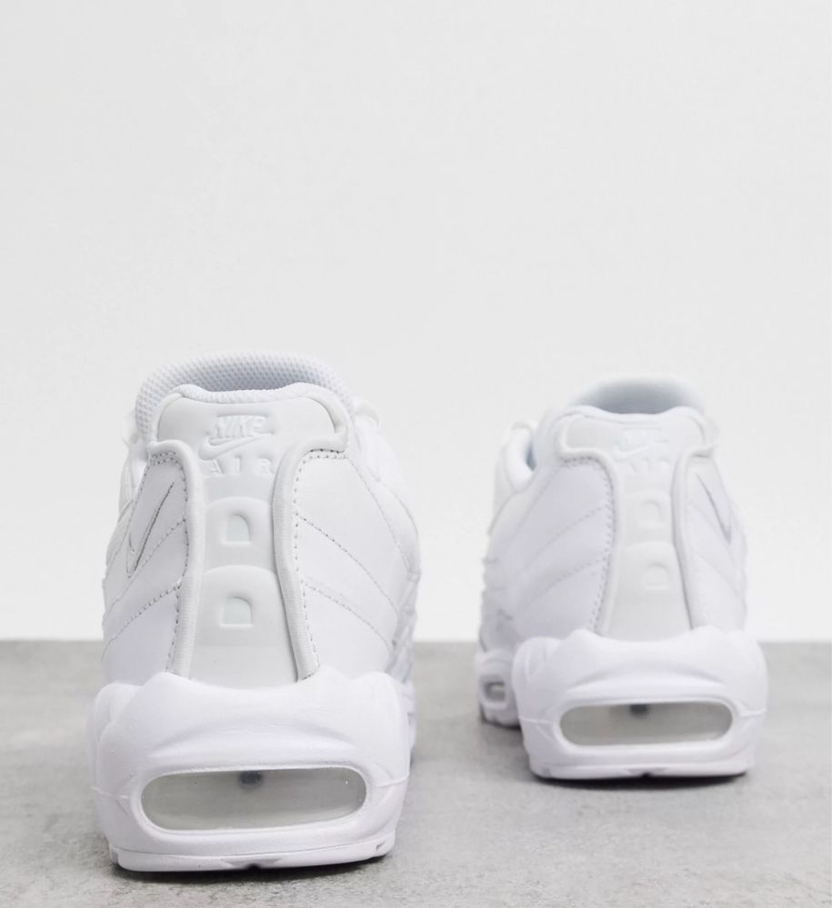 Nike Air Max 95 tripple white