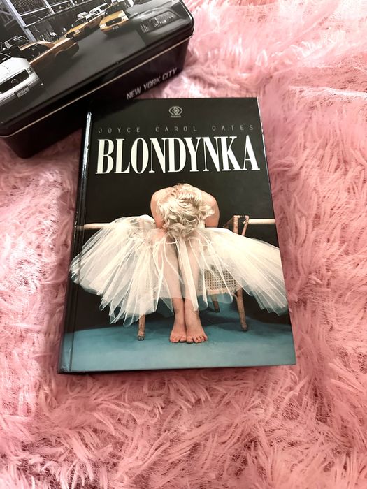 Joyce Carol Oates - Blondynka