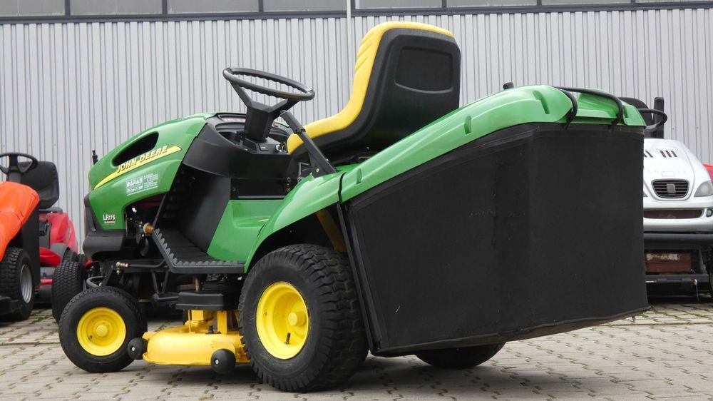 Traktorek kosiarka JOHN DEERE LR175 B&S Pompa oleju (160203) - Baras