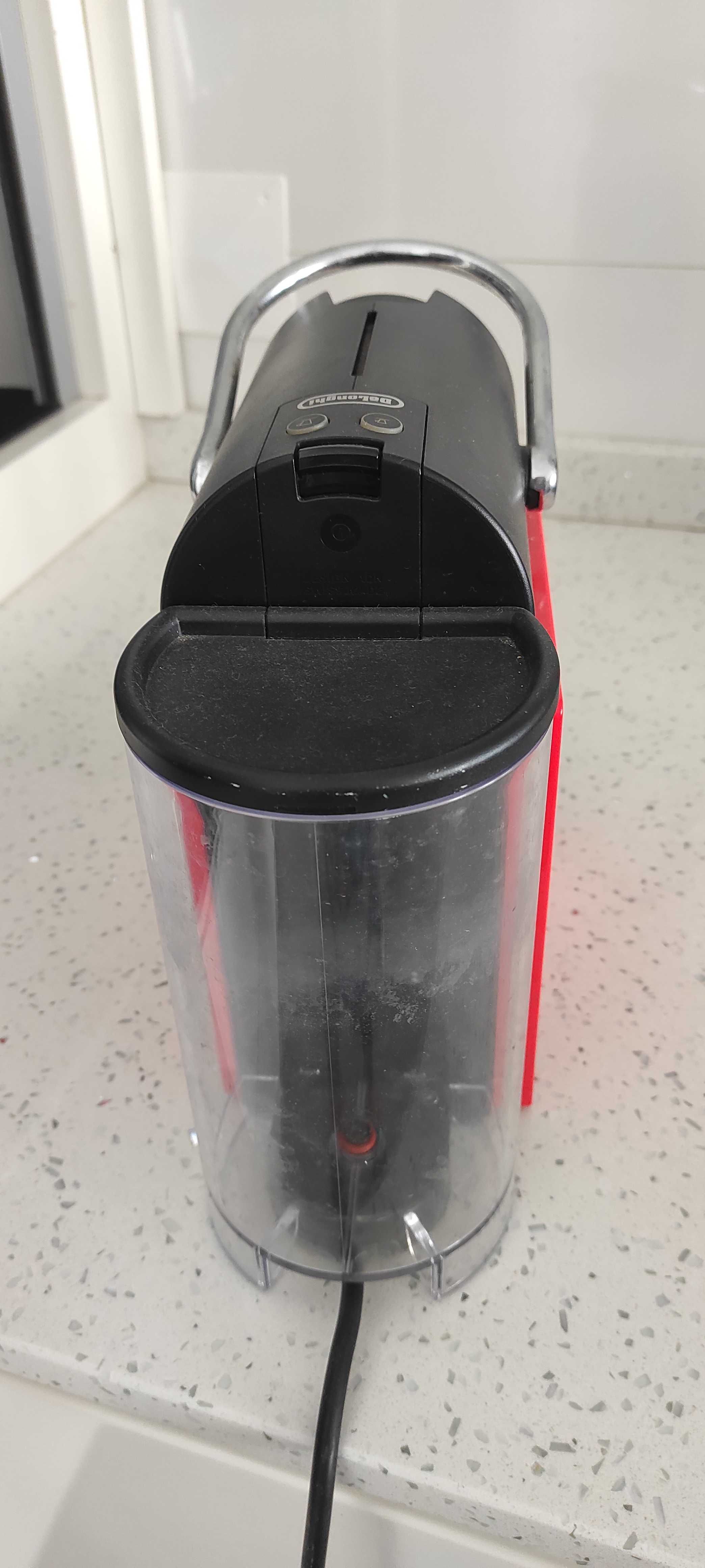 Máquina de café Delonghi Nespresso