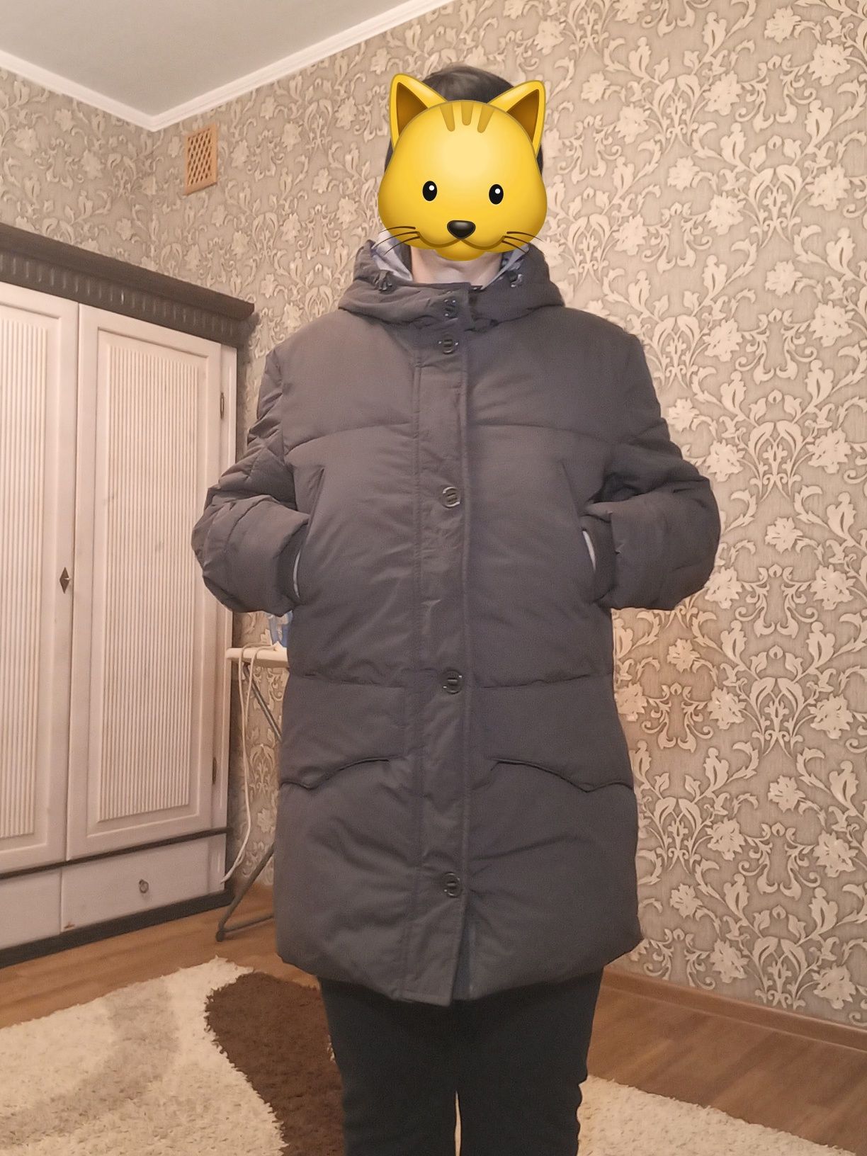 Зимняя куртка XL очень тёплая.