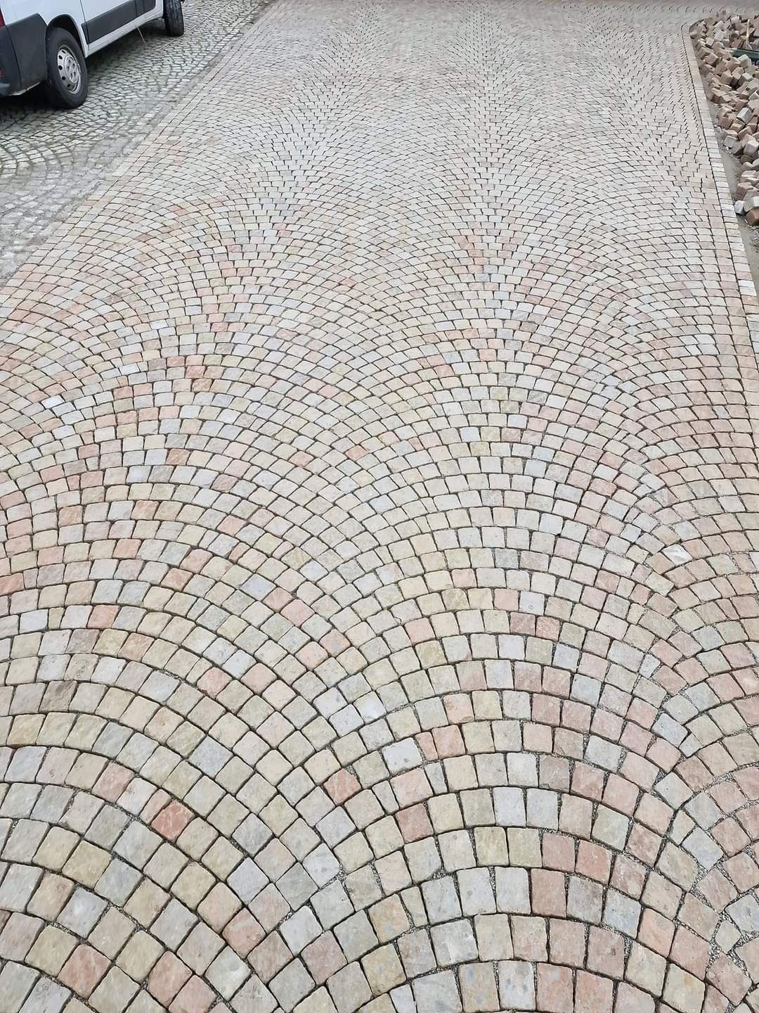 Calçada pavê gralha, lancil.