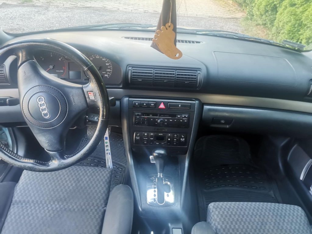 Audi a4 b5 2000r