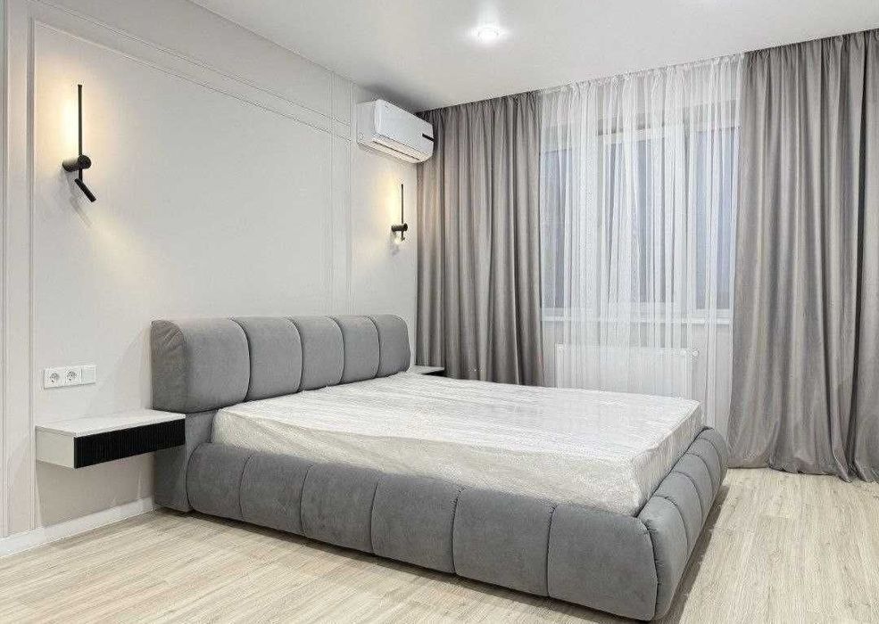 1-кімнатна 47кв.м. ,,На Щасливому " Кухня-Студія +Велика кімната!