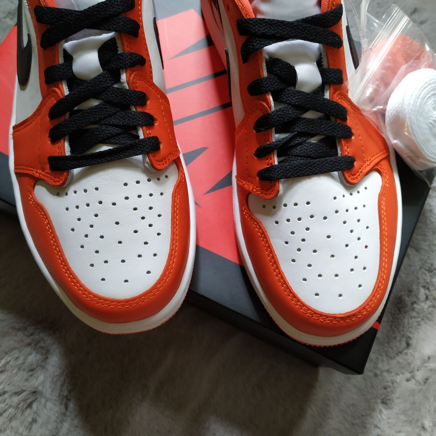 Air Jordan 1 Low Starfish EU 43 US 9.5