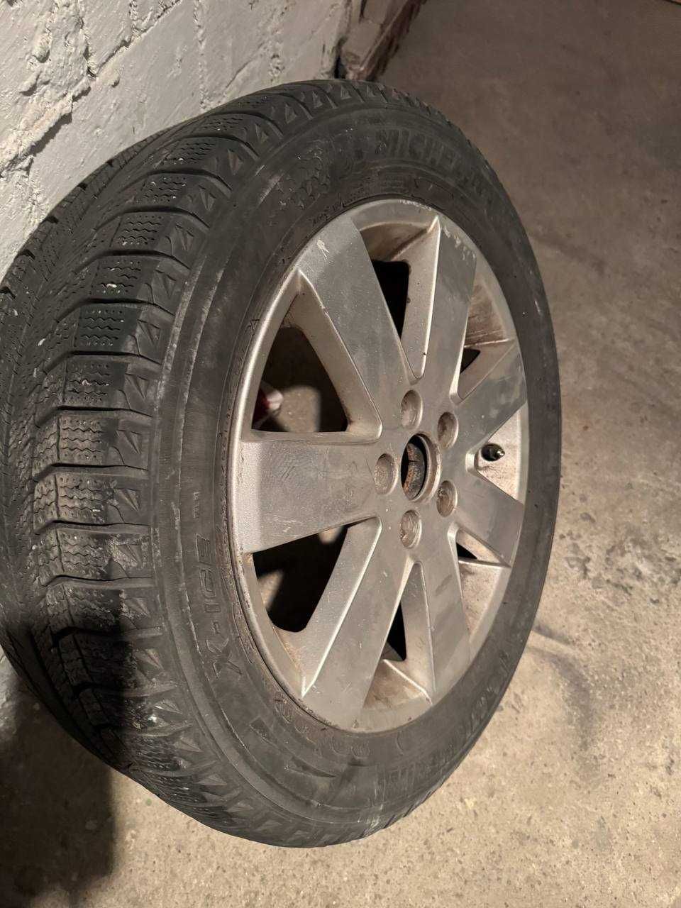 Felgi aluminiowe R16 ford z oponami zimowymi MICHELIN X-ICE  --- 2szt.