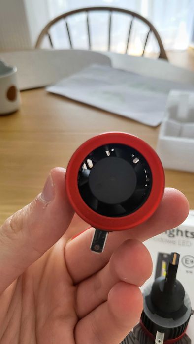 Żarówki Amio H15 90 W 2 szt. 6500K