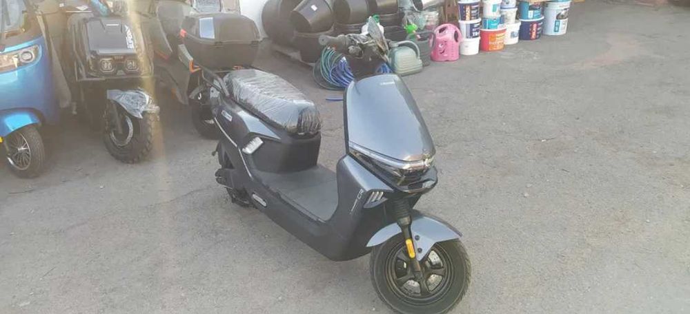 ХІТ ! Електроскутер Crosser - надійний 1000W 72V для щоденних поїздок