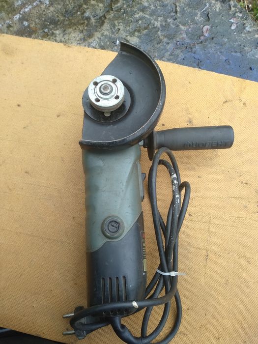 Продам болгарку 125 круг