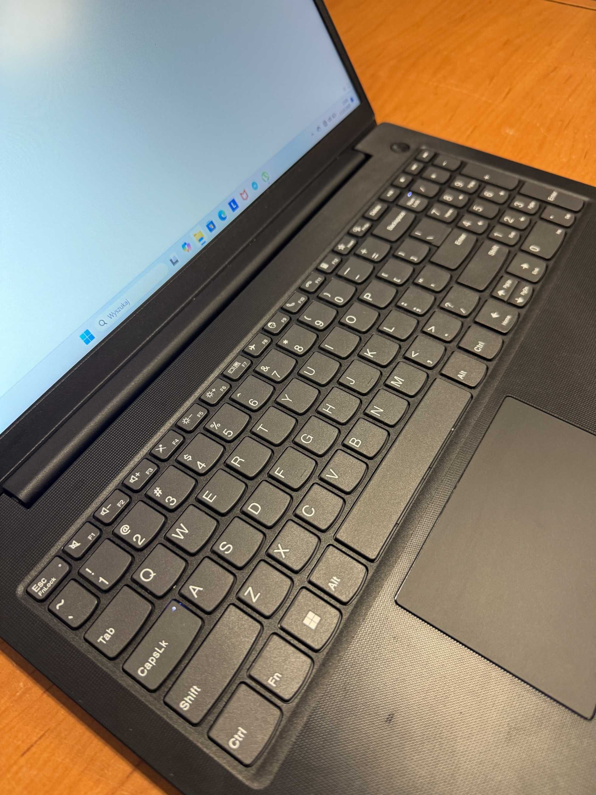 Laptop Lenovo V15 G4 IRU, i5, 8GB Ram,512GB SSD, BDB