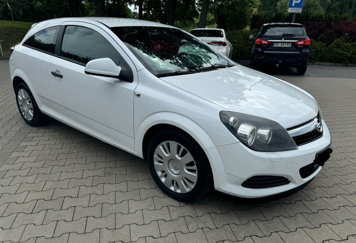 Opel Astra GTC 1.4benzyna Klimatyzacja Abs Esp El.szyby stan bdb