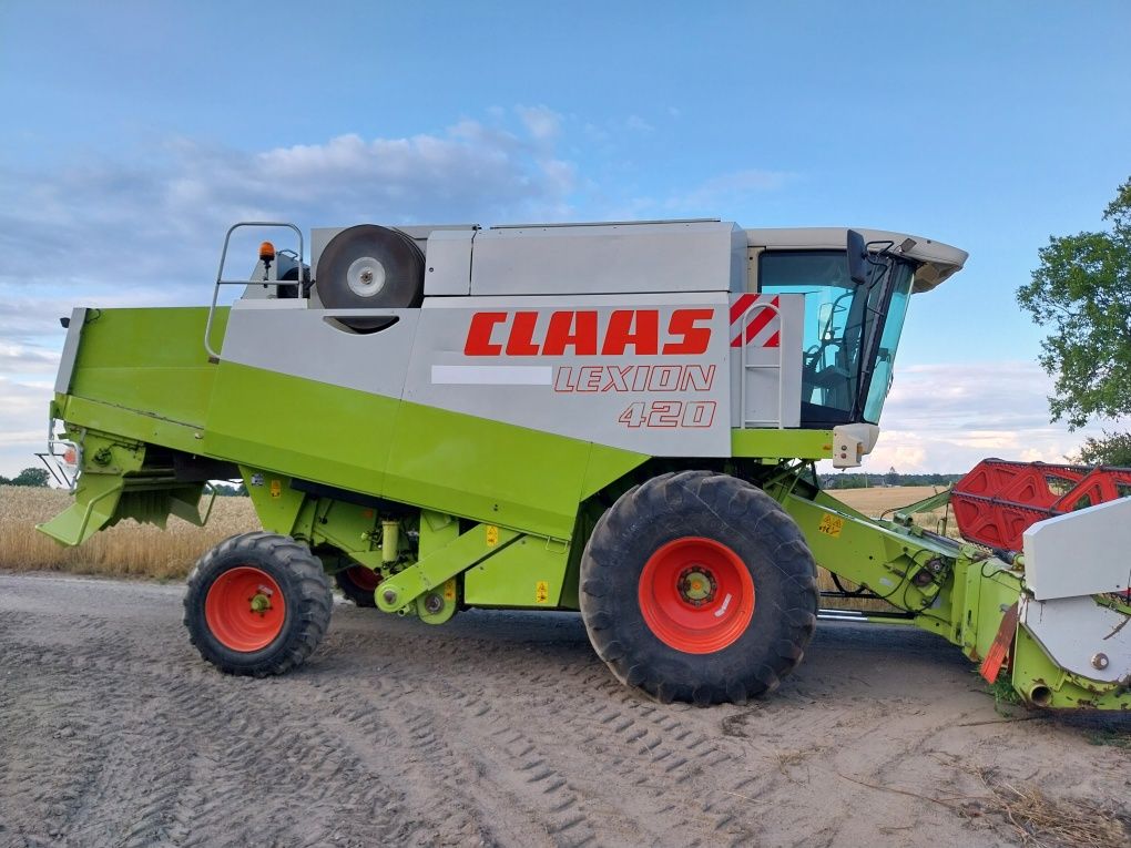 Kombajn Claas Lexion 420 (John deere/New holland)