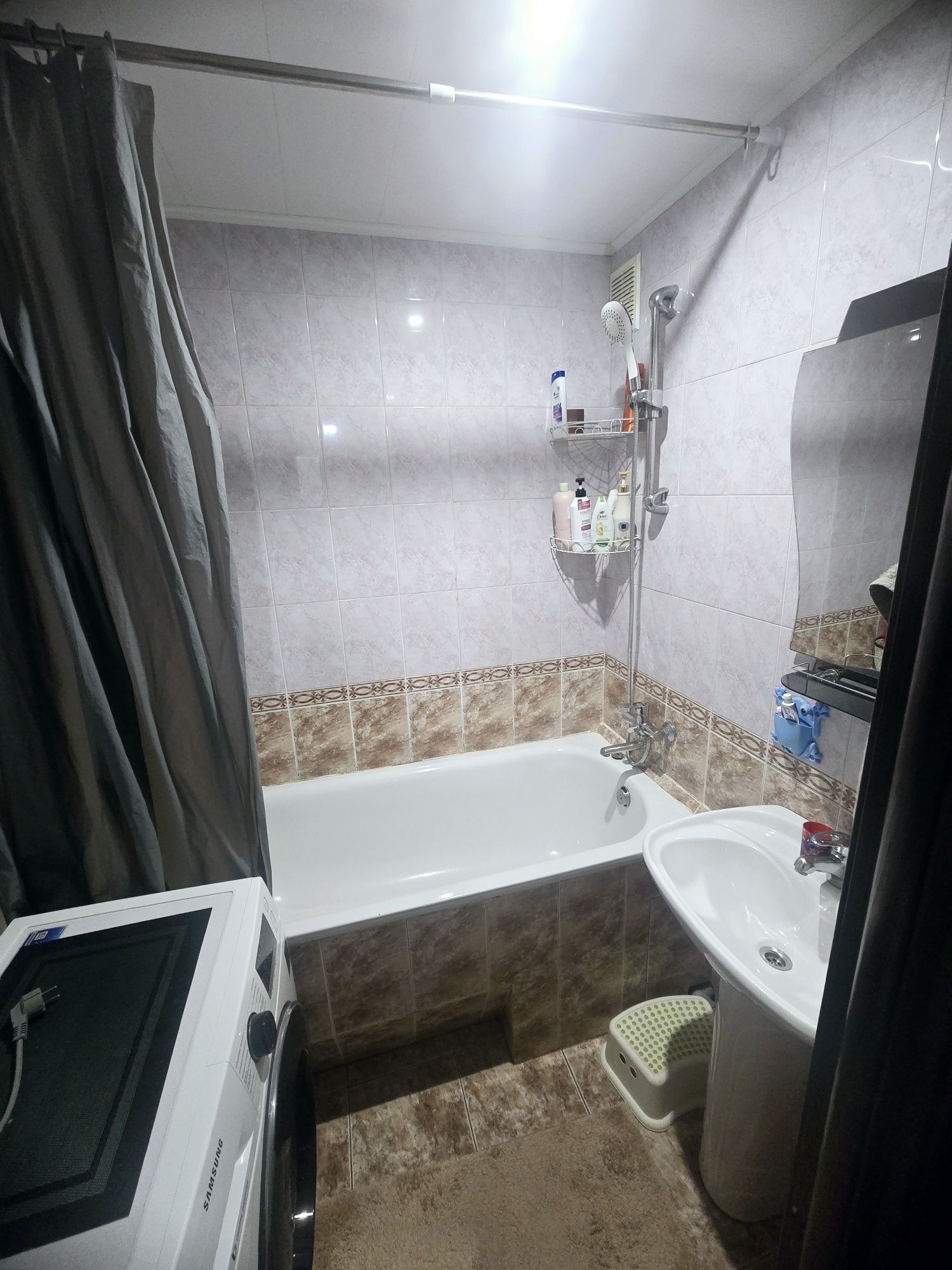 Продам 2 кім вул. Водограйна