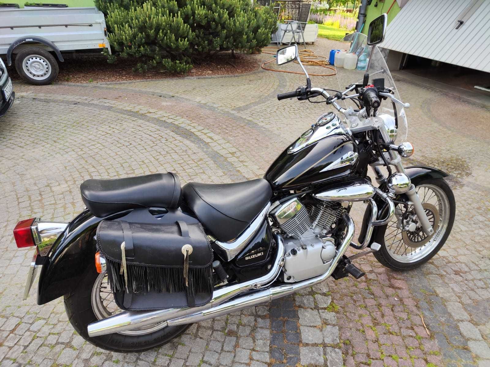 Suzuki Intruder 125