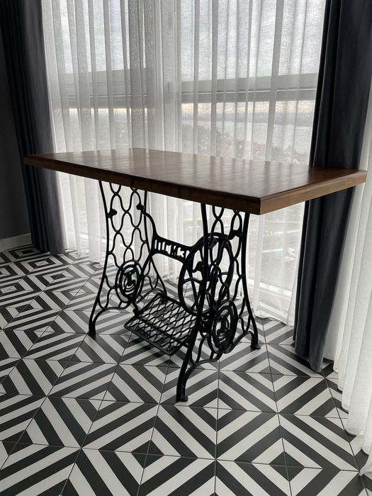 Письмовий стіл хендмейд