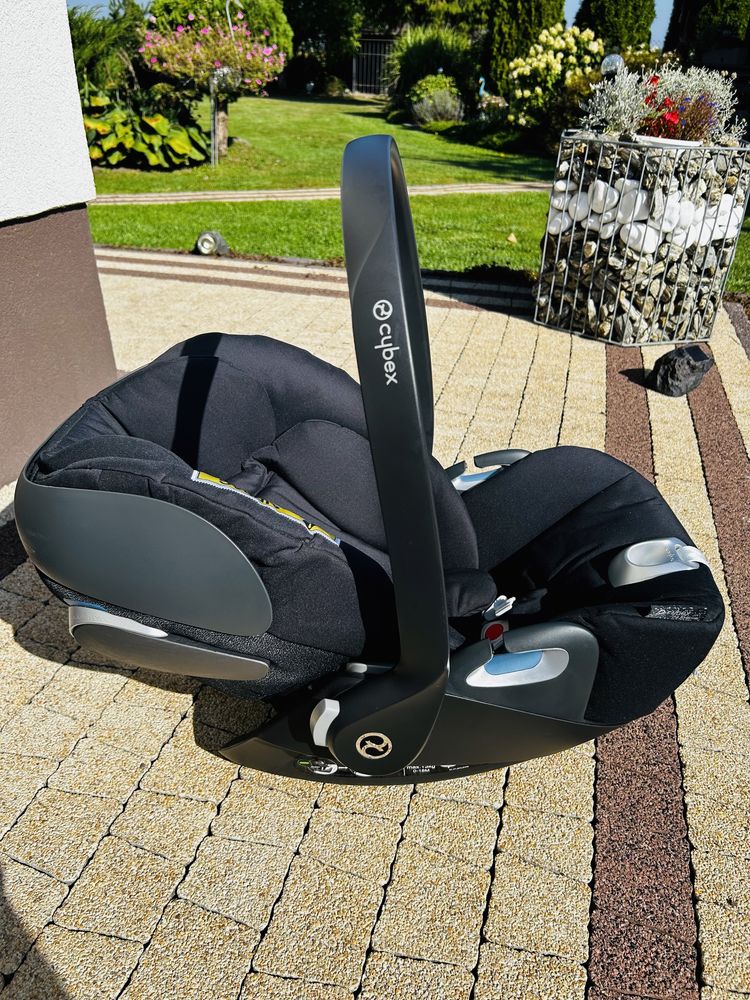 Fotelik Cybex Cloud Z i-Size Deep Black