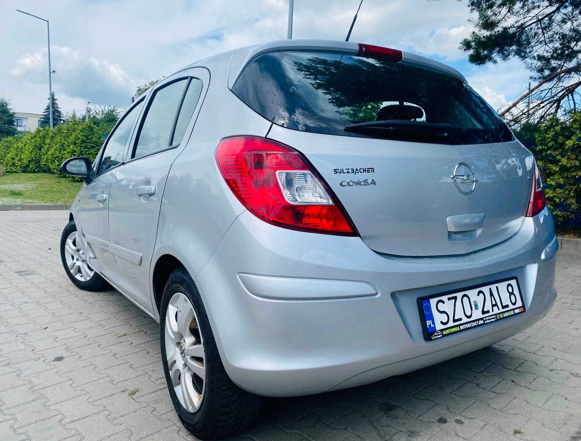 Opel Corsa D 1.2 benzyna - tylko 165 000, klima automatyczna, komputer