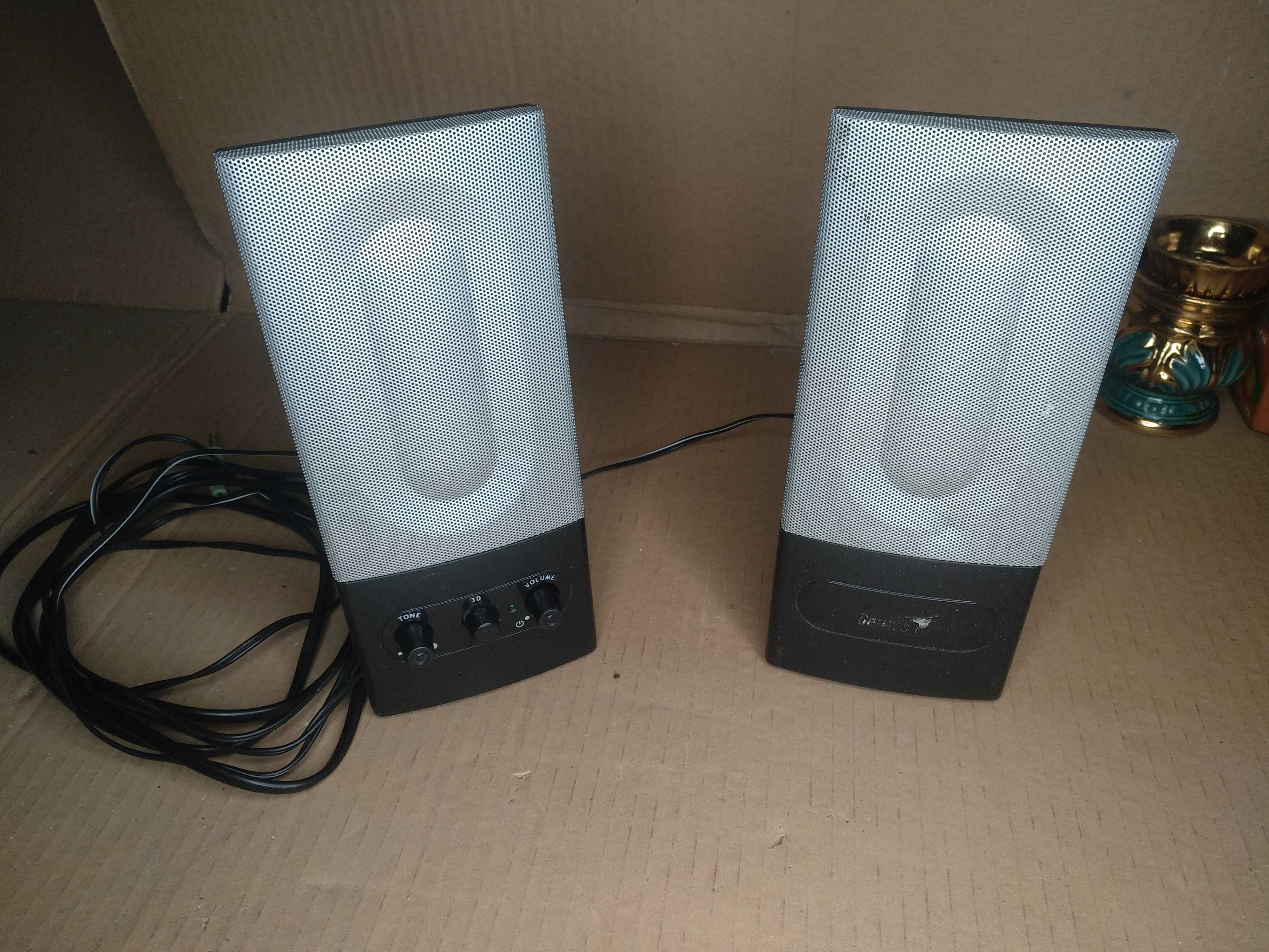 Колонки для комп'ютера Genius SP-F200