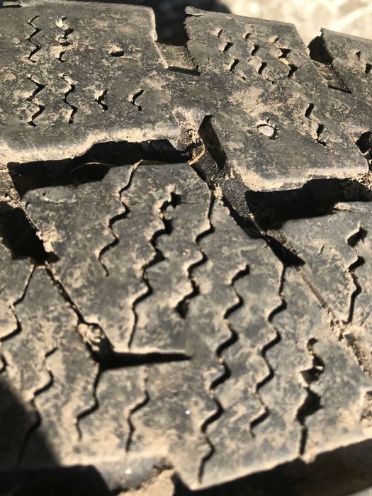 Продам колеса зимові