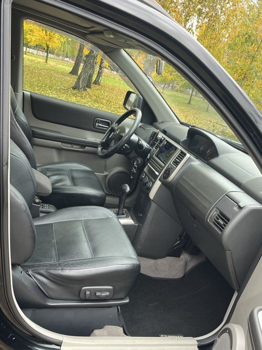Продам ніссан X-TRAIL 2004 року газ/бензин автомат в ідеальному стані