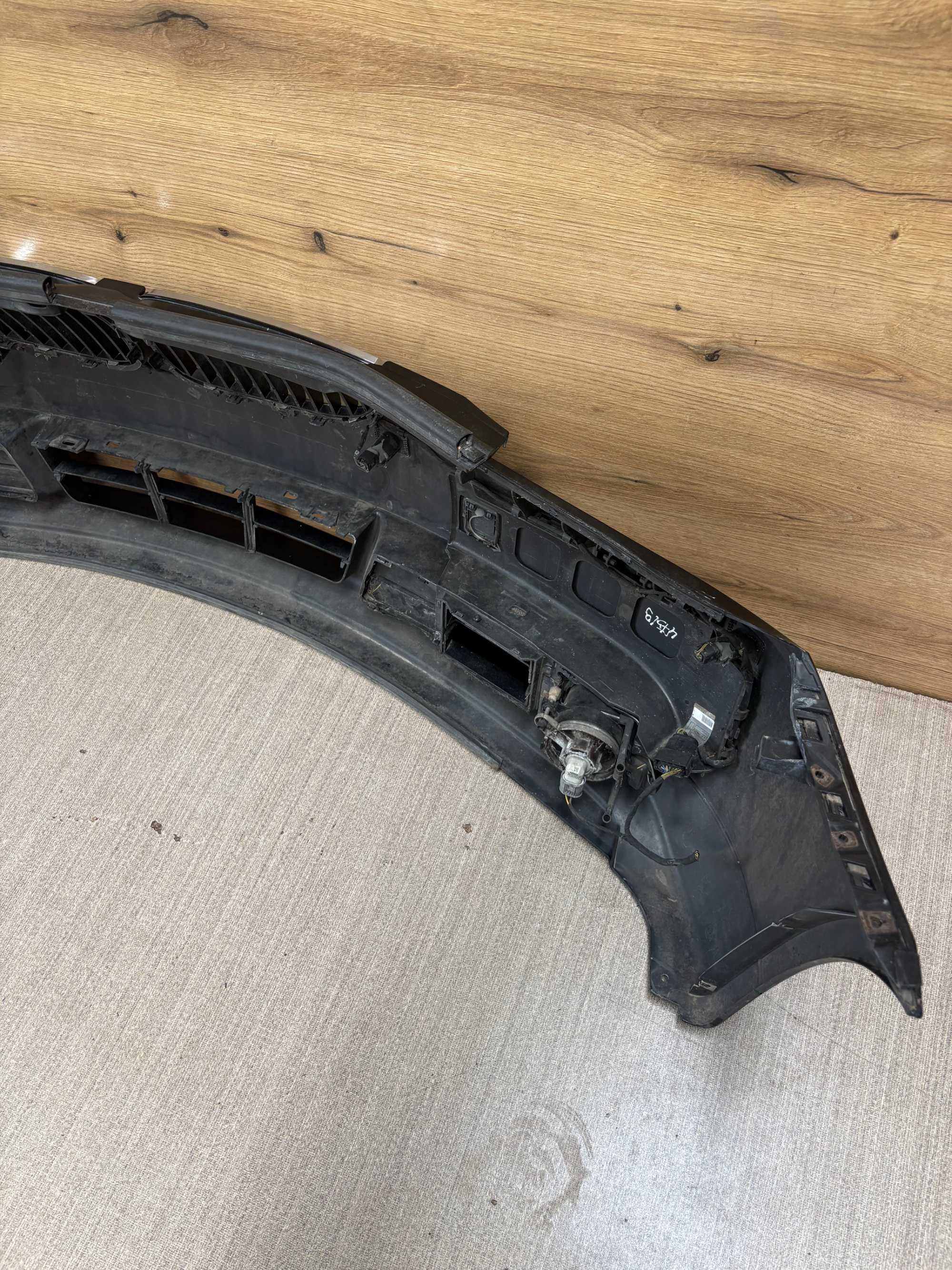 Zderzak przedni bmw e60 kolor 475/9 4xpdc spryski
