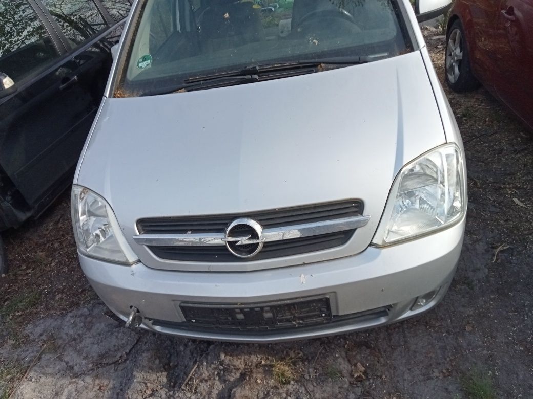 Maska opel Meriva a z157