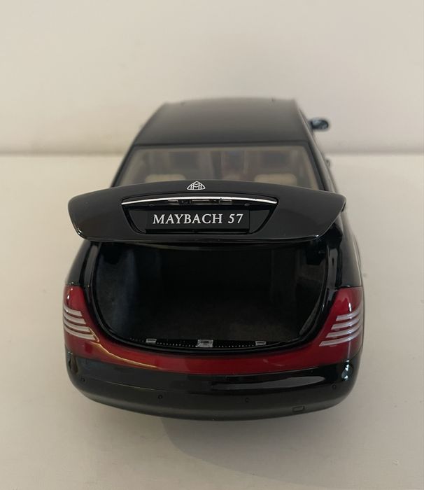AUTOart Maybach 57 - model kolekcjonerski 1:18