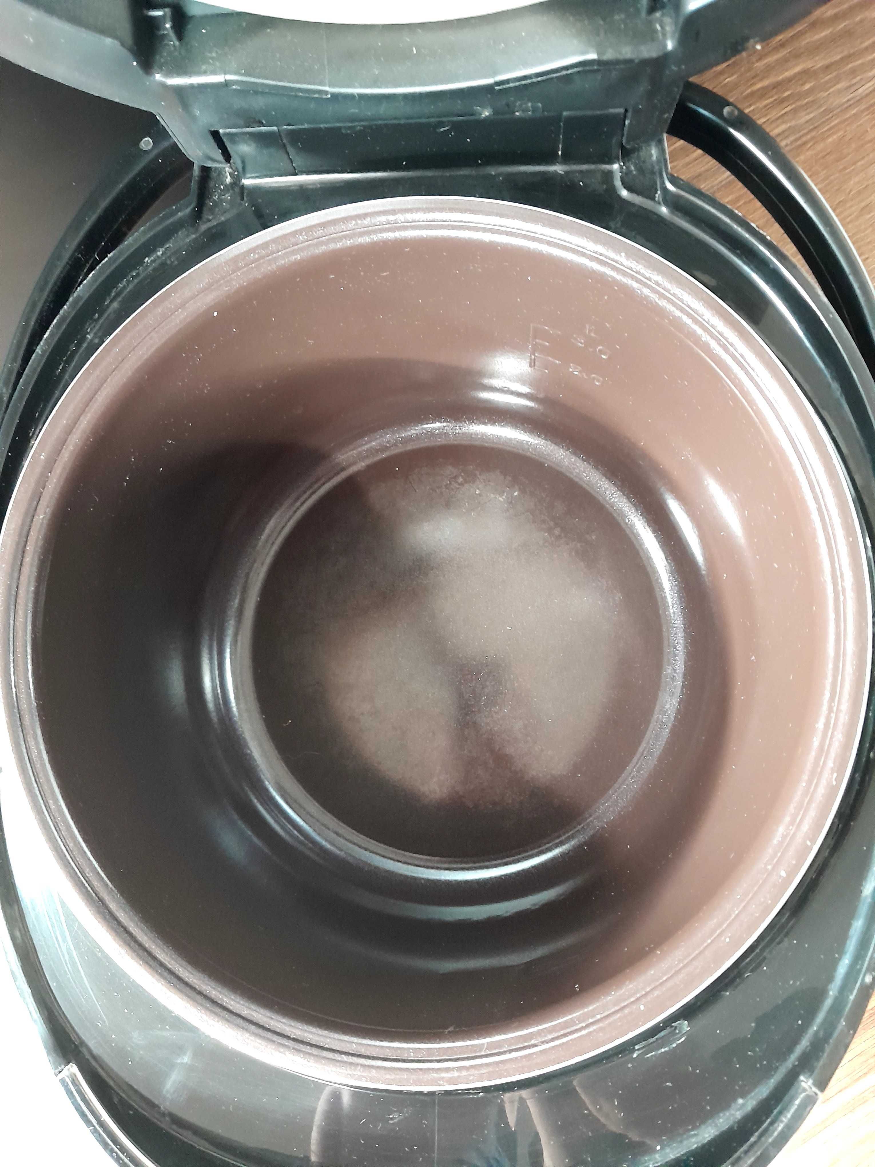 Multicooker REDMOND RMC-151E – 49 programów, komplet akcesoriów