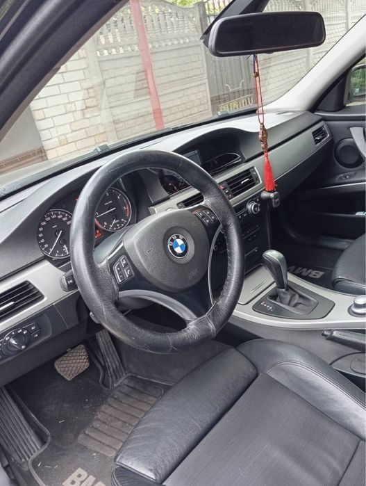 Автомобіль BMW 320D 2008