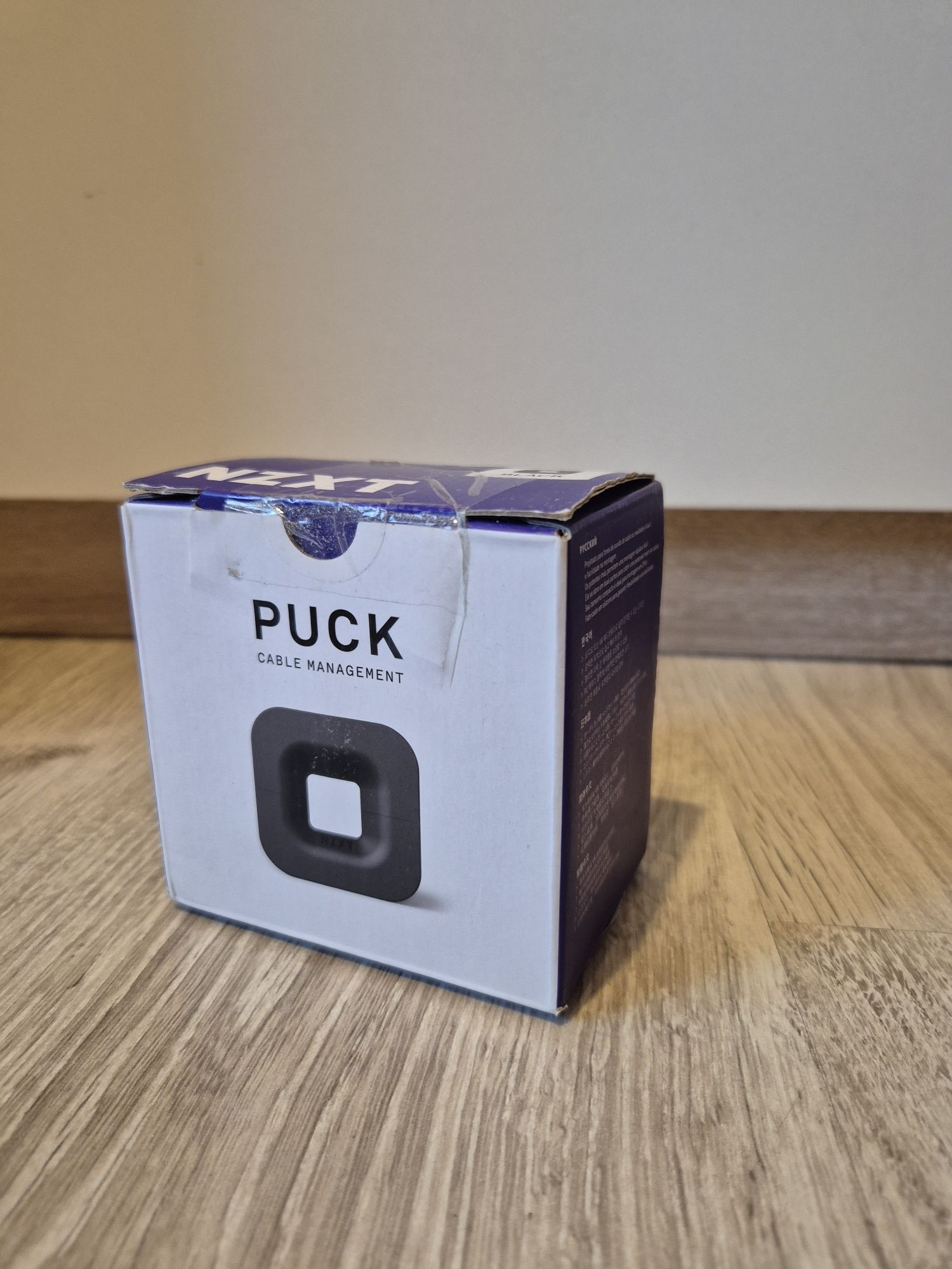 NZXT PUCK uchwyt magnetyczny na słuchawki