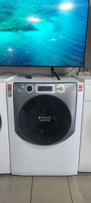 Пральна машина з сушкою Ariston AQ 10 кгD1070D49EU/B