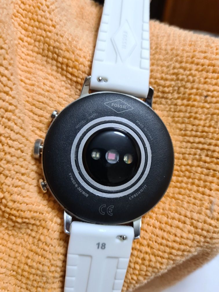 Смарт Часы Fossil Gen 4 Q Venture HR WEAR OS model: DW7F1