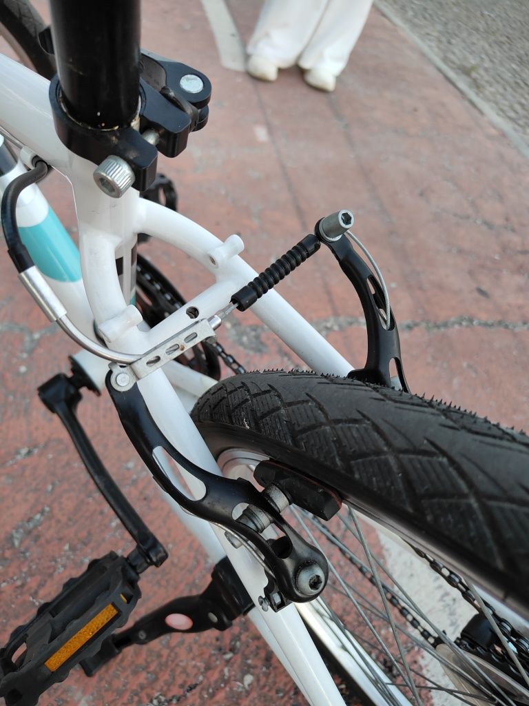 Bicicleta B-Twin Original 100 24