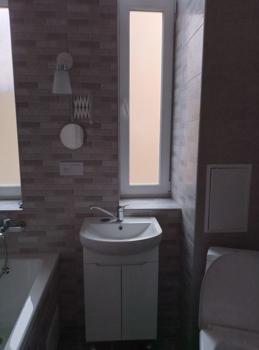 Оренда квартири студії в центрі. Біля парку Франка