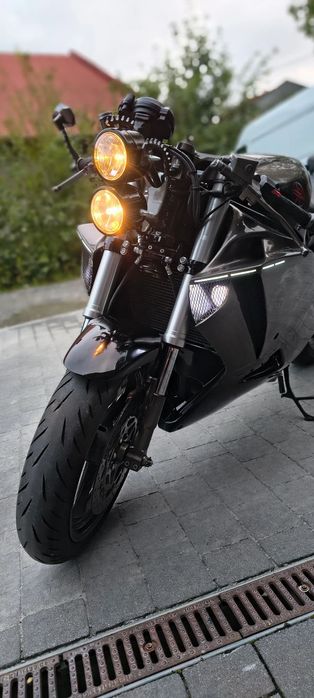 Yamaha FZR Yamaha FZR 1000 Custom po kompletnym remoncie