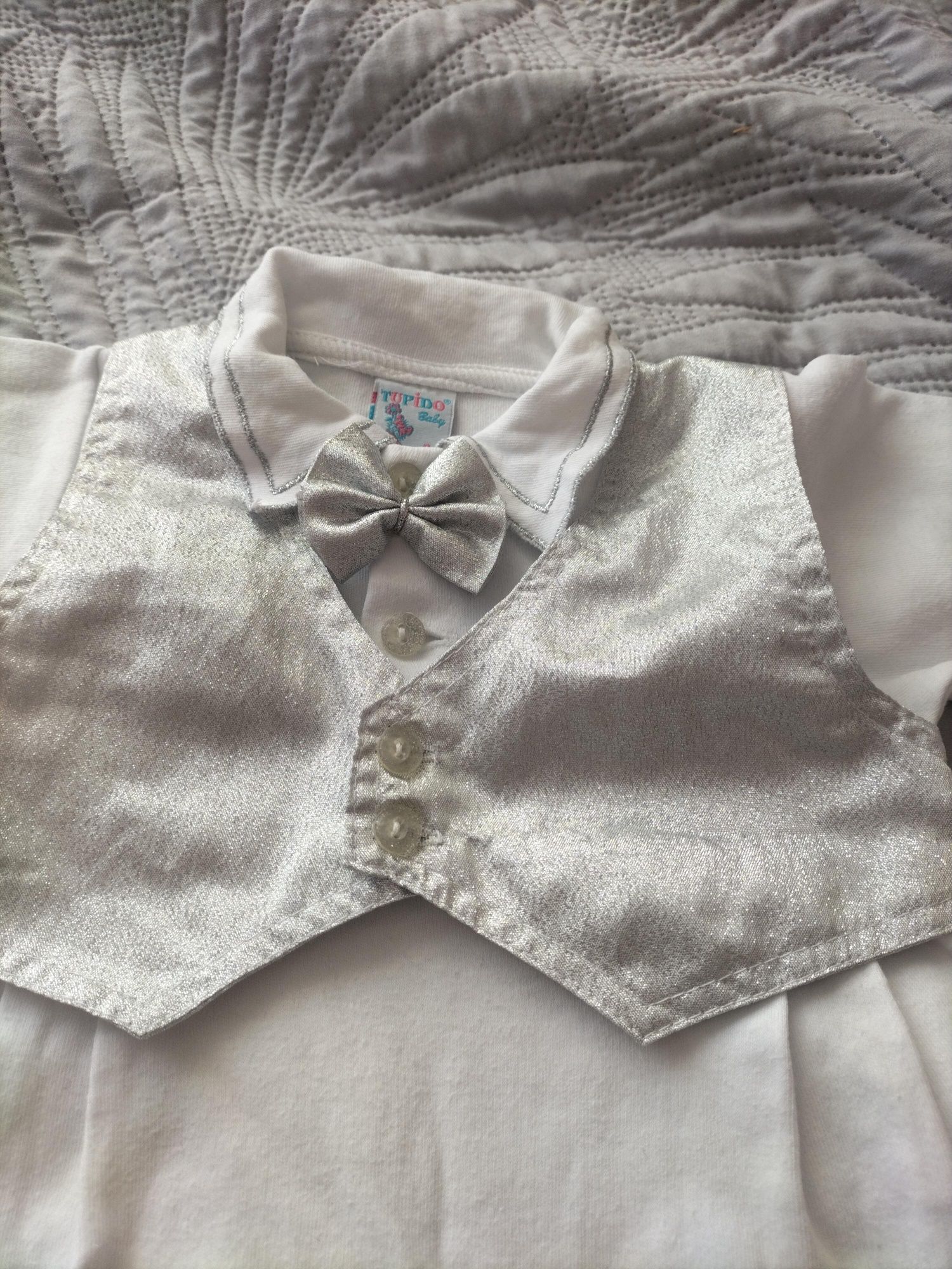 Eleganckie Body dla chłopca. Ubranko do chrztu 62
