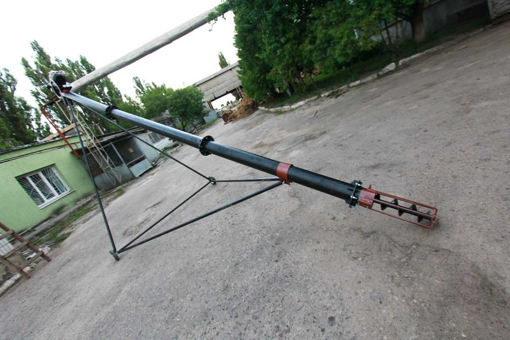 Шнековый подборщик, підбирач, погрузчик, перегрузчик, навантажувач