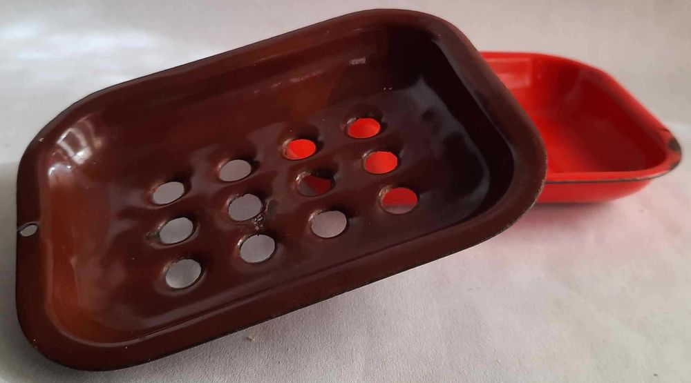 Olkusz Mydelniczka z Podstawkiem Emalia Klasyk PRL Vintage