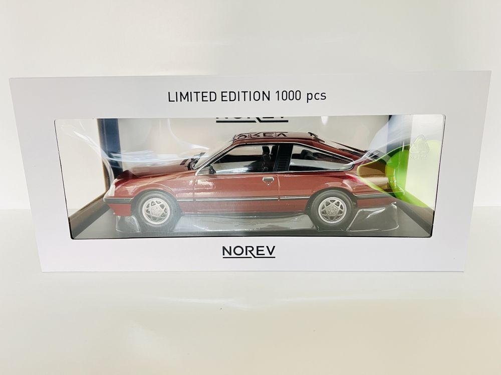 OPEL Monza 3.0E skala 1:18 Norev kolor bordowy wersja limitowana