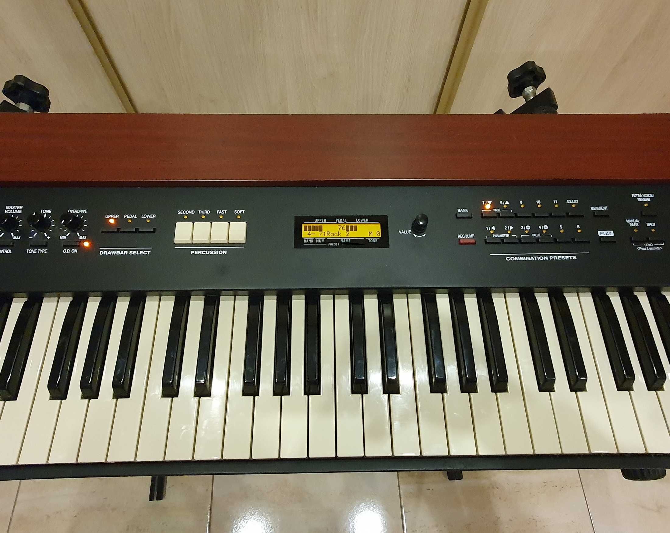 Organy Hammond XK-1 + pedał Volum Yamaha FC7