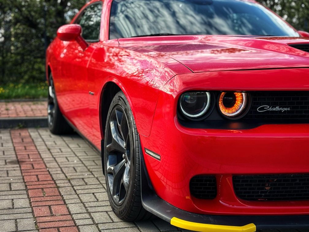 Dodge Challenger 5.7