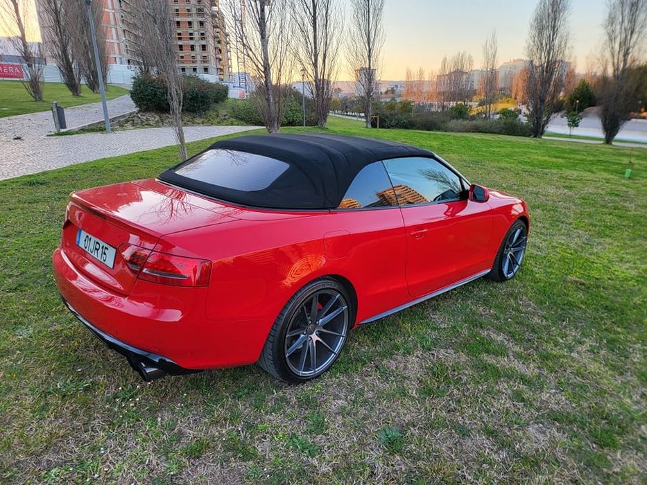Audi a5 Cabrio vermelho