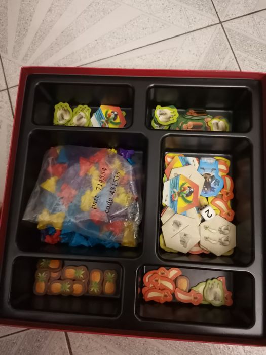 Jogos de tabuleiro - Catan, Party & Company, Mentiroso