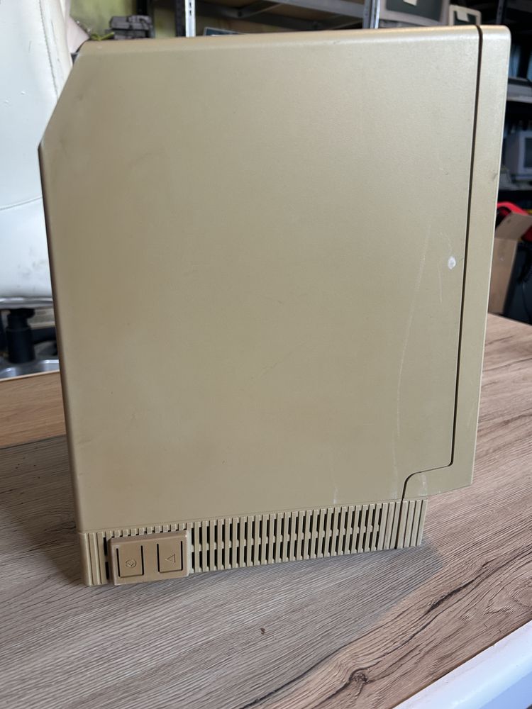 Macontosh SE 1 mb,HD20SC