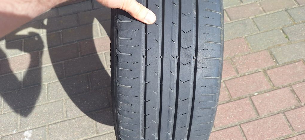 Opony letnie  205/55 R17