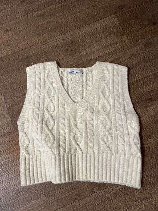 Zara жилетка вязаная