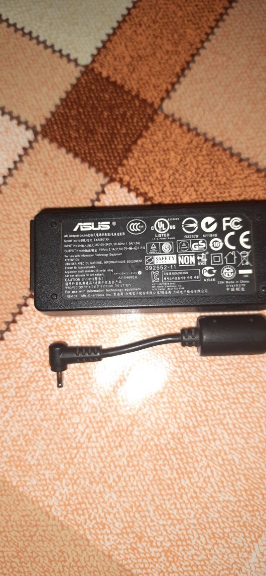 Запчасти к Asus eee pc 1215B. Экран и т.д