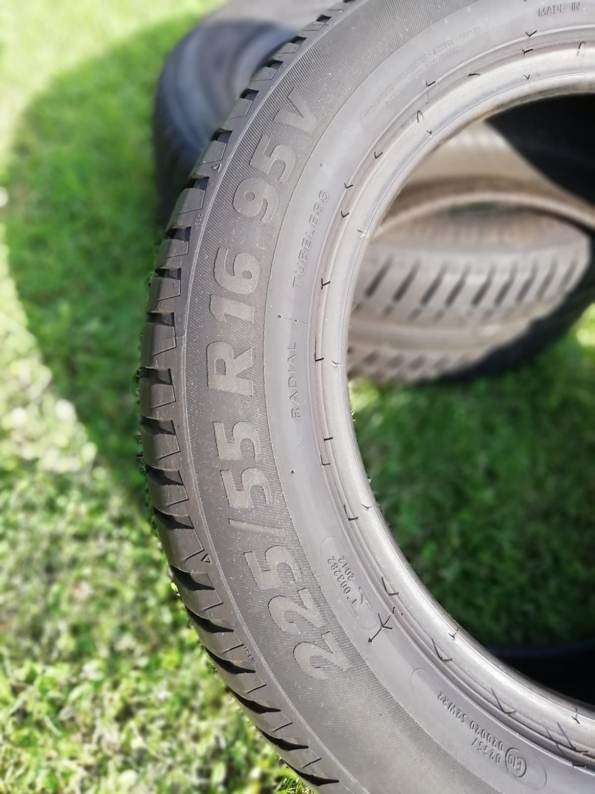 Dwie opony letnie Riken 225/55 R16 niski przebieg