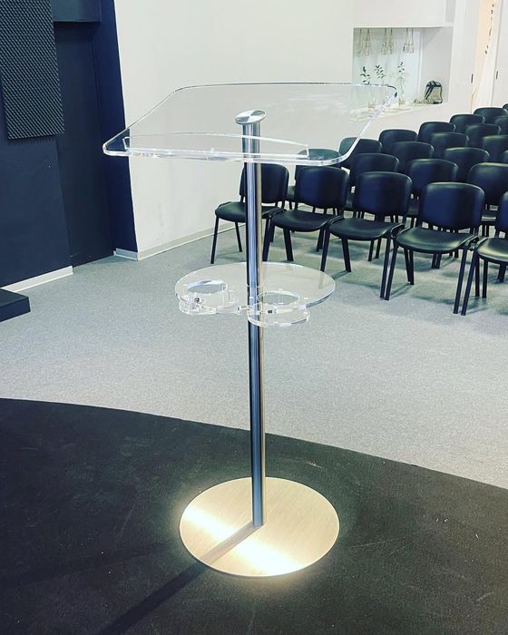 Púlpito Slim com suporte a meio